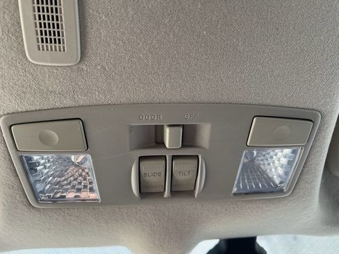 Used 2018 Ford Fiesta SE image 24