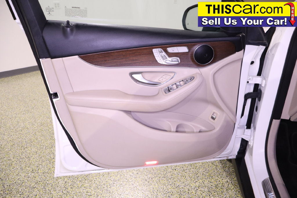 Used 2022 Mercedes-Benz GLC 300 image 37