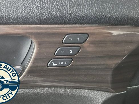 Used 2017 Honda Accord EX-L image 25