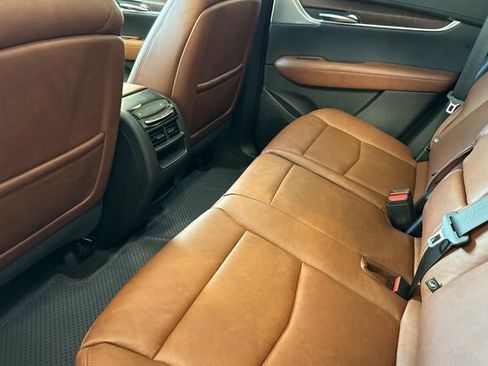 New 2026 Cadillac XT5 Sportv w/ LPO, Onyx Lite Package image 12