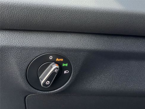 New 2025 Volkswagen Jetta Sport image 24