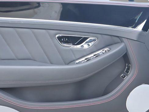 Used 2024 Bentley Continental GT V8 image 12