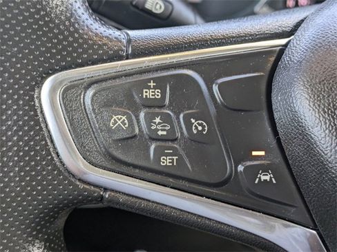 Used 2020 Chevrolet Equinox LT image 29