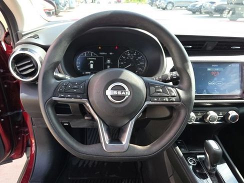 Used 2024 Nissan Kicks SV FWD image 14