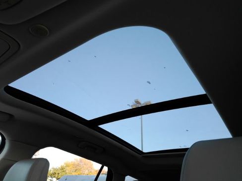 Used 2020 Lincoln Aviator Reserve w/ Equipment Group 201A image 7