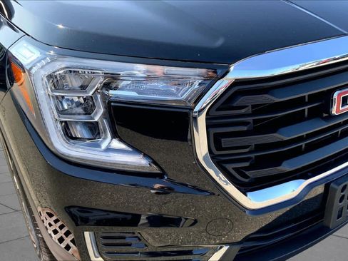 Used 2023 GMC Terrain SLE w/ Driver Convenience Package AWD/4WD image 27