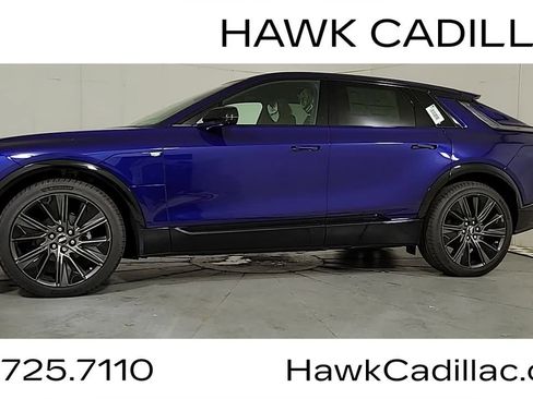 New 2026 Cadillac Lyriq Signature Sport AWD/4WD image 4
