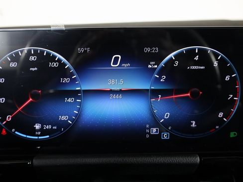 Used 2023 Mercedes-Benz GLA 250 4MATIC image 17