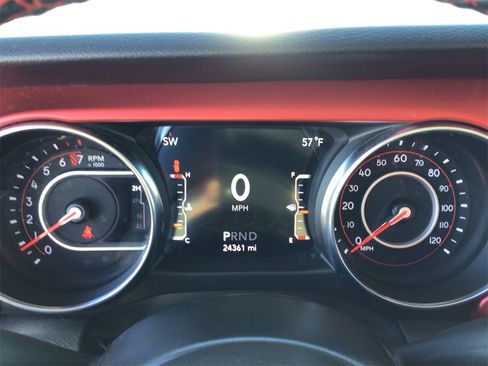 Used 2022 Jeep Wrangler Unlimited Rubicon w/ LED Lighting Group image 15