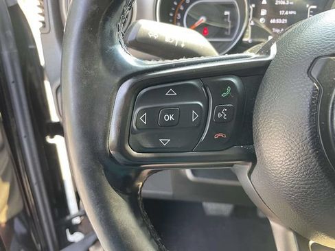 Used 2018 Jeep Wrangler Sport AWD/4WD image 21