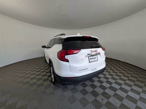 Used 2020 GMC Terrain SLE w/ Driver Convenience Package FWD image 10