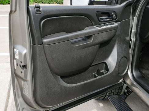 Used 2013 Chevrolet Silverado 2500 LTZ w/ LTZ Plus Package image 38