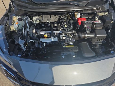 Used 2025 Nissan Versa SV FWD image 18