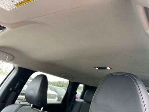 Used 2025 Mitsubishi Outlander SE AWD/4WD image 29