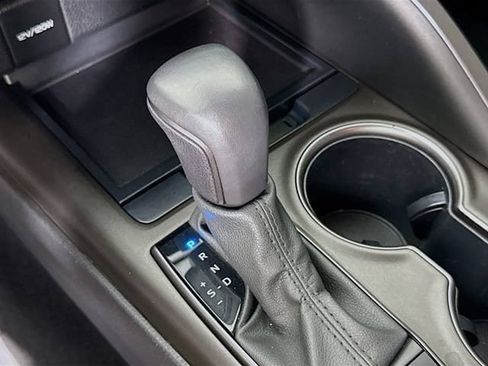 Used 2023 Toyota Camry SE FWD image 19