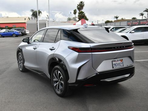 Used 2024 Lexus RZ 300e Premium image 6