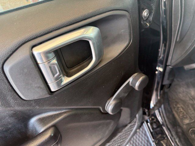 Used 2024 Jeep Wrangler Sport AWD/4WD image 13