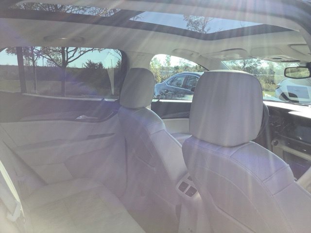 Used 2021 Buick Envision Avenir FWD image 25