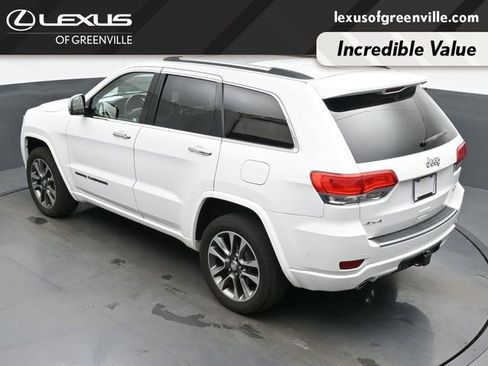 Used 2017 Jeep Grand Cherokee Overland w/ Jeep Active Safety Group AWD/4WD image 47