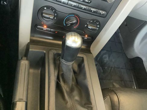 Used 2008 Ford Mustang GT Premium RWD image 18