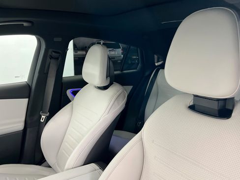 New 2026 Mercedes-Benz GLC 300 GLC 300 image 16