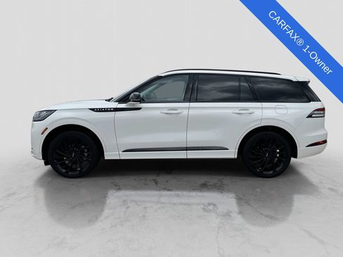 Used 2025 Lincoln Aviator Reserve w/ Jet Appearance Package AWD/4WD image 3
