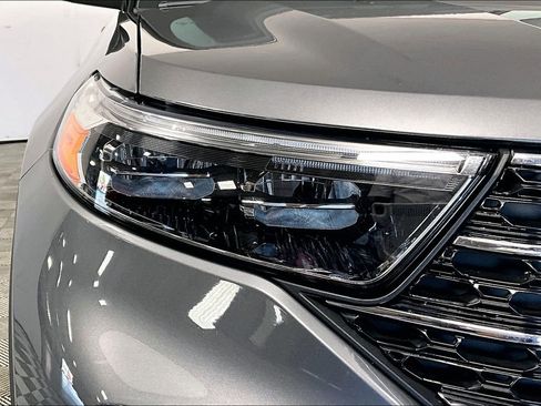 Used 2023 Ford Explorer XLT w/ Equipment Group 202A image 28