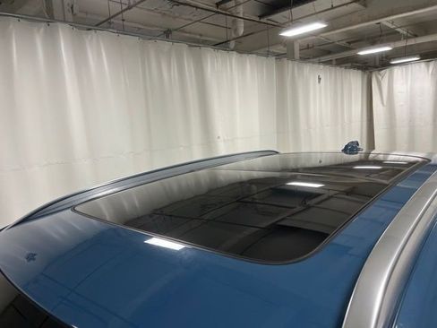 Used 2025 Volvo XC40 B5 Core image 5