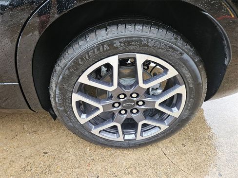 Used 2025 Chevrolet Blazer RS image 27