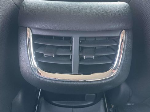 Used 2025 Chevrolet Malibu LT w/ LPO, Floor Liner Package FWD image 13
