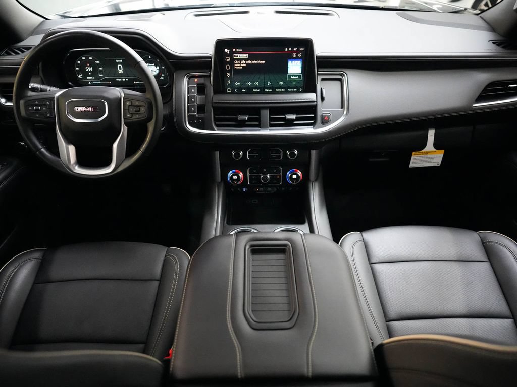 Used 2024 GMC Yukon XL SLT w/ SLT Luxury Package AWD/4WD image 36