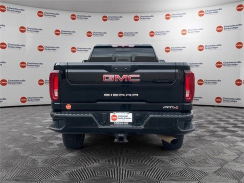 Used 2021 GMC Sierra 2500 AT4 w/ AT4 Preferred Package image 4