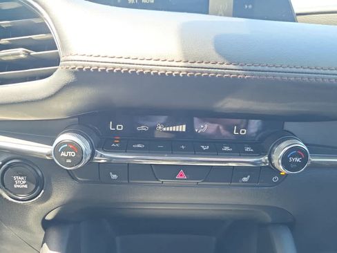 Used 2025 MAZDA MAZDA3 s FWD image 19