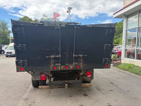 Used 2016 Ford F550 4x4 Crew Cab Super Duty image 9