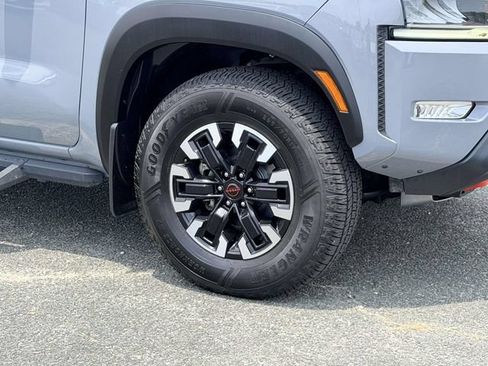 Used 2023 Nissan Frontier PRO-4X w/ Pro Convenience Package AWD/4WD image 7