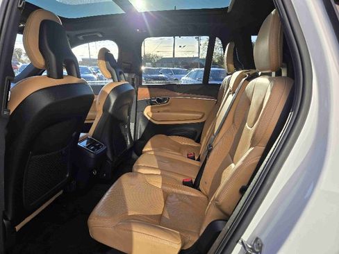 Used 2018 Volvo XC90 T6 Inscription w/ Protection Package image 10