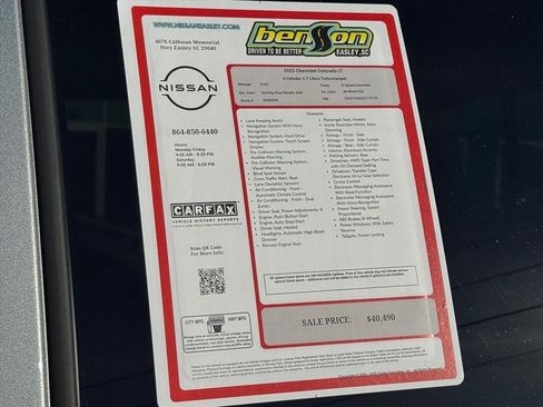 Used 2025 Chevrolet Colorado LT w/ LT Convenience Package image 27