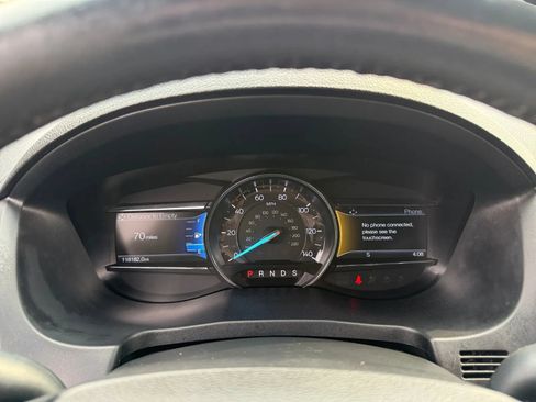Used 2018 Ford Explorer XLT w/ Equipment Group 202A AWD/4WD image 29