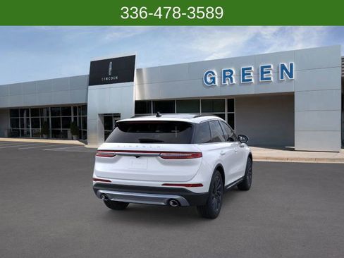 New 2026 Lincoln Corsair Reserve image 8