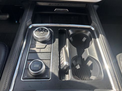 Used 2022 Ford Expedition Max XLT image 13