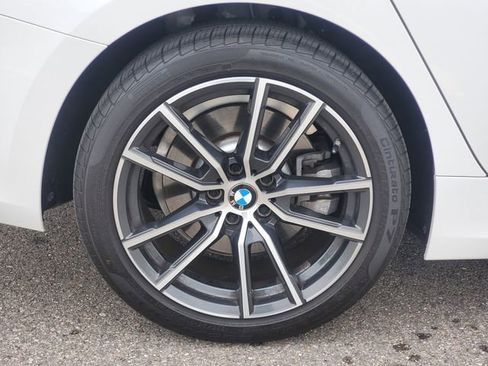 Used 2022 BMW 330i xDrive Sedan w/ Premium Package 2 AWD/4WD image 5