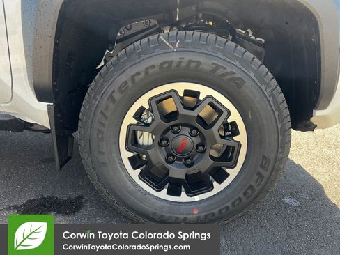 New 2024 Toyota Tacoma TRD Off-Road image 25