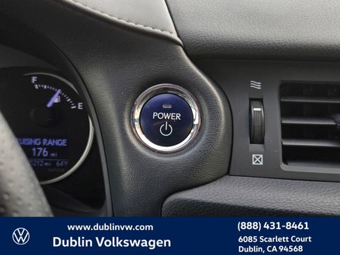 Used 2016 Lexus CT 200h image 21