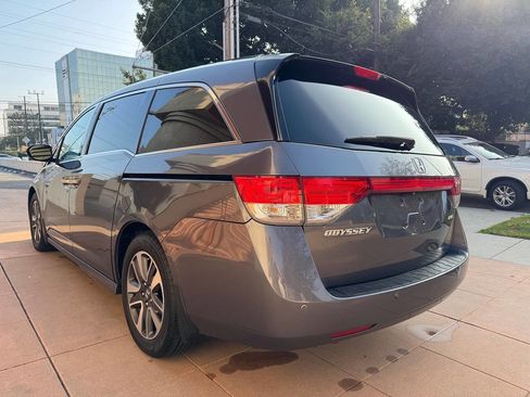 Used 2016 Honda Odyssey Touring image 7