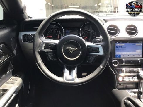 Used 2016 Ford Mustang Premium RWD image 13