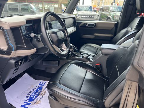 Used 2023 Ford Bronco Wildtrak AWD/4WD image 12