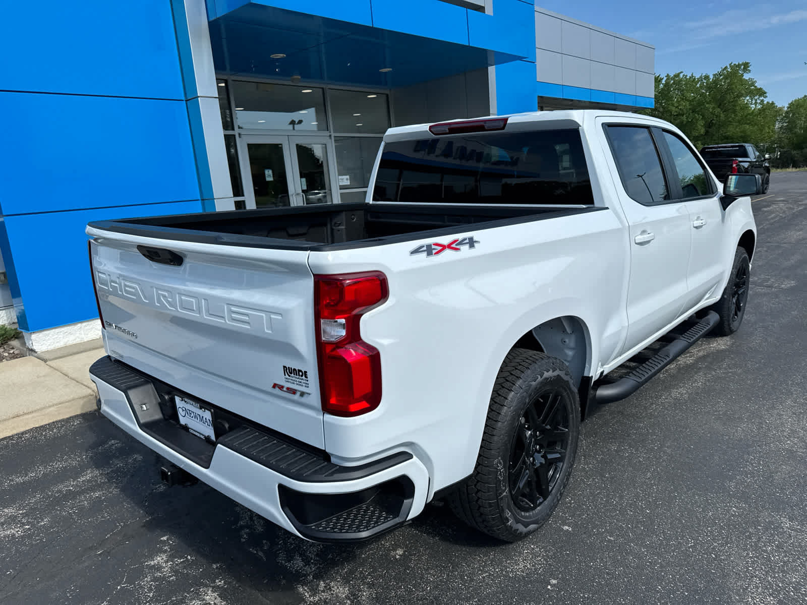 New 2026 Chevrolet Silverado 1500 RST w/ RST Select Package AWD/4WD image 7