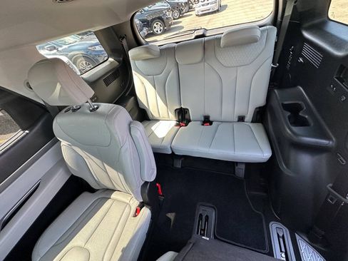 Used 2021 Hyundai Palisade SEL w/ Premium Package AWD/4WD image 29
