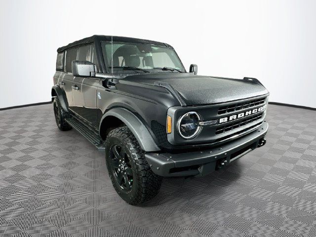 Used 2022 Ford Bronco Black Diamond AWD/4WD image 4