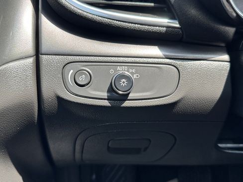Used 2018 Buick Encore Preferred FWD image 18